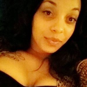 Meet your Posher, Lea